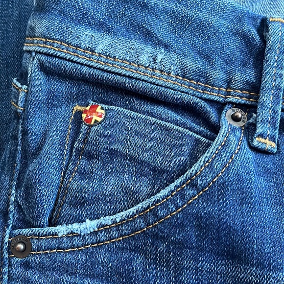 Hudson Jeans Beth Baby Bootcut Medium to Darker Wash Blue Jeans Size 26 - Picture 9 of 14